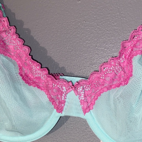 36D Victoria's Secret Tease Lace Trim Unlined Demi Bra - Picture 3 of 11